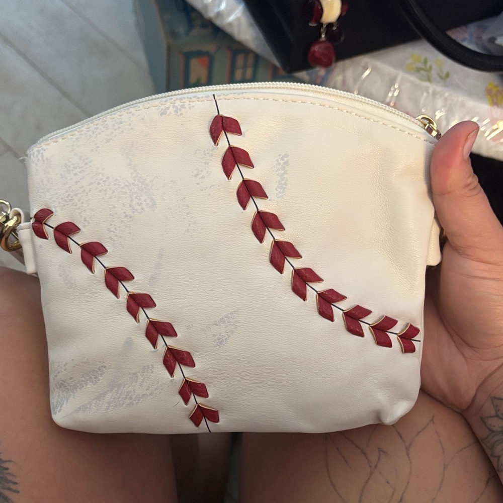 Elegant White and Red Leaf Patterned Women's Bag